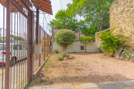 Casa à venda com 60m², 3 quartos e 2 vagasPátio da Frente