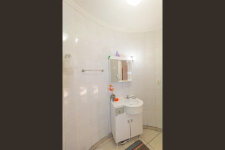 Casa à venda com 60m², 3 quartos e 2 vagasBanheiro da Suíte