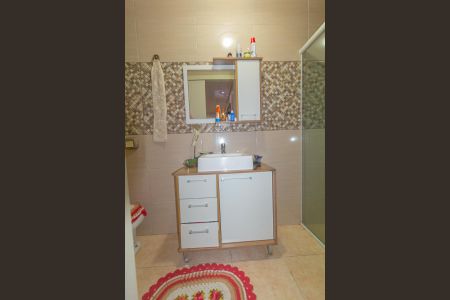 Casa à venda com 60m², 3 quartos e 2 vagasBanheiro Social