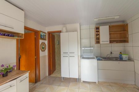 Casa à venda com 60m², 3 quartos e 2 vagasLavanderia