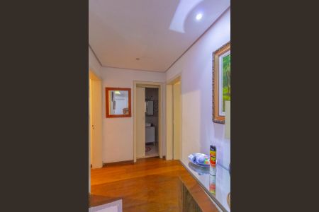 Casa à venda com 60m², 3 quartos e 2 vagasCorredor