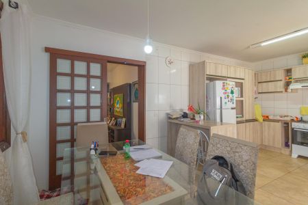 Casa à venda com 60m², 3 quartos e 2 vagasCozinha