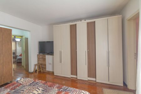 Casa à venda com 60m², 3 quartos e 2 vagasSuíte