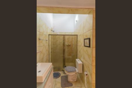 Casa à venda com 60m², 3 quartos e 2 vagasBanheiro 2