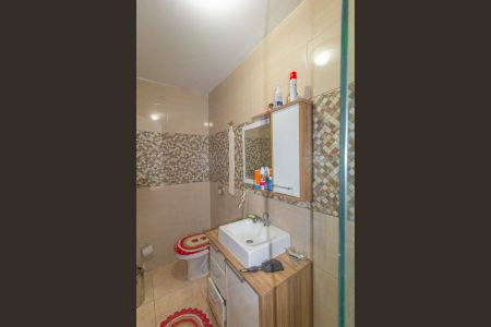 Casa à venda com 60m², 3 quartos e 2 vagasBanheiro Social