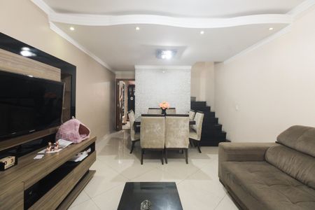 Casa à venda com 120m², 2 quartos e 1 vaga Casa à venda com 120m², 2 quartos e 1 vagaSala