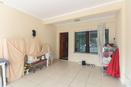 Casa à venda com 120m², 2 quartos e 1 vaga Casa à venda com 120m², 2 quartos e 1 vagaGaragem