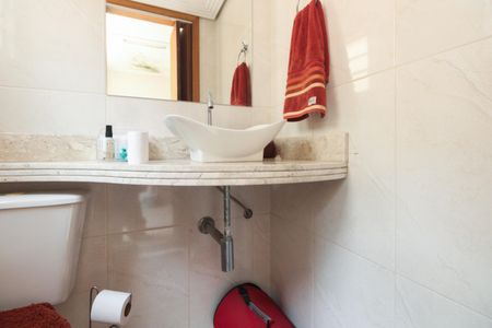 Casa à venda com 120m², 2 quartos e 1 vaga Casa à venda com 120m², 2 quartos e 1 vagaLavabo 2