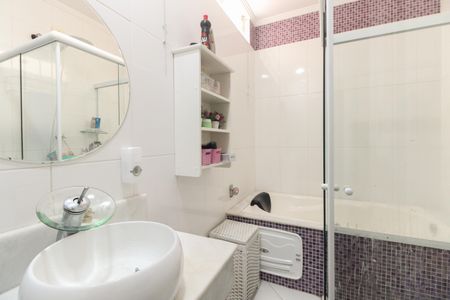 Casa à venda com 120m², 2 quartos e 1 vaga Casa à venda com 120m², 2 quartos e 1 vagaBanheiro Suíte 2