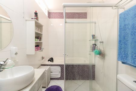 Casa à venda com 120m², 2 quartos e 1 vaga Casa à venda com 120m², 2 quartos e 1 vagaBanheiro Suíte 2