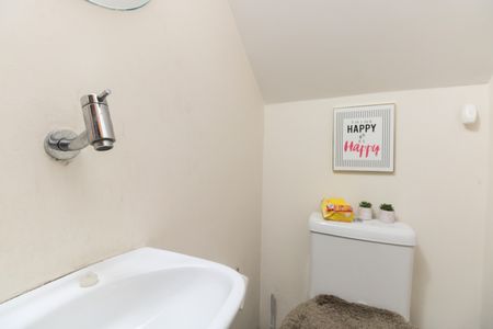 Casa à venda com 120m², 2 quartos e 1 vaga Casa à venda com 120m², 2 quartos e 1 vagaLavabo 1