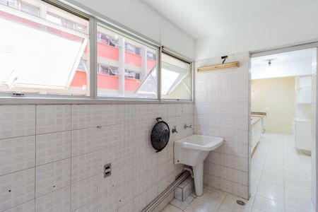 Apartamento à venda com 121m², 3 quartos e 1 vagaÁrea de Serviço