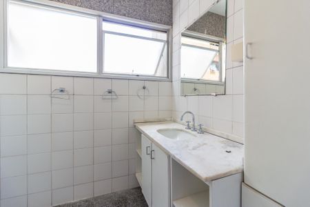 Apartamento à venda com 121m², 3 quartos e 1 vagaBanheiro da Suíte