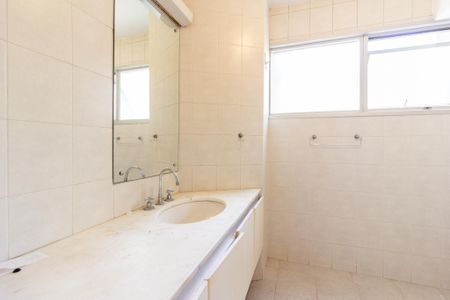 Apartamento à venda com 121m², 3 quartos e 1 vagaBanheiro
