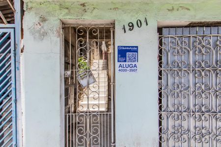 Casa para alugar com 64m², 1 quarto e 1 vaga Casa para alugar com 64m², 1 quarto e 1 vagaFachada + Placa