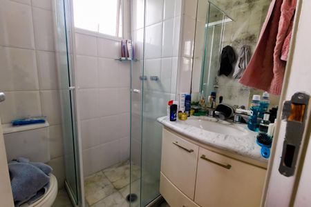 Apartamento à venda com 136m², 3 quartos e 4 vagasBanheiro da Suíte 2