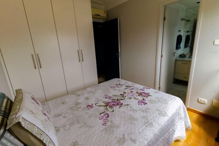 Apartamento à venda com 136m², 3 quartos e 4 vagasSuíte 1