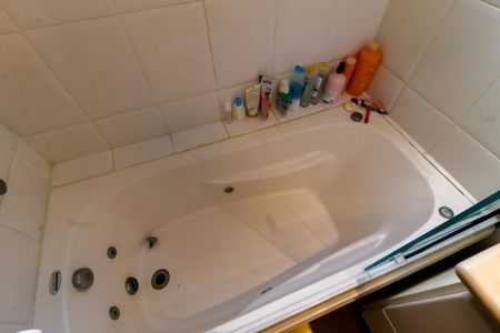 Apartamento à venda com 136m², 3 quartos e 4 vagasBanheiro da Suíte 3 - banheira