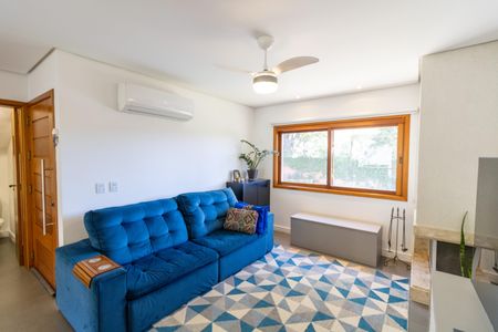 Casa de condomínio à venda com 153m², 3 quartos e 2 vagasSala