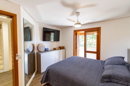 Casa de condomínio à venda com 153m², 3 quartos e 2 vagasSuíte