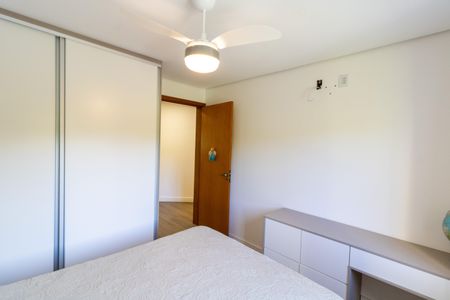 Casa de condomínio à venda com 153m², 3 quartos e 2 vagasQuarto 2