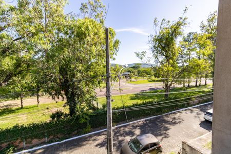 Casa de condomínio à venda com 153m², 3 quartos e 2 vagasVista