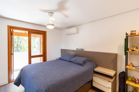 Casa de condomínio à venda com 153m², 3 quartos e 2 vagasSuíte