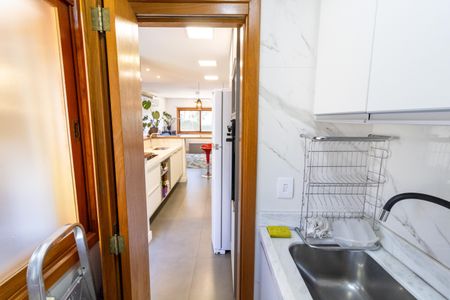 Casa de condomínio à venda com 153m², 3 quartos e 2 vagasÁrea de Serviço