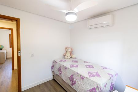 Casa de condomínio à venda com 153m², 3 quartos e 2 vagasQuarto 1