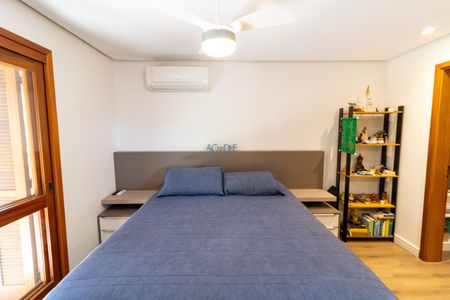 Casa de condomínio à venda com 153m², 3 quartos e 2 vagasSuíte