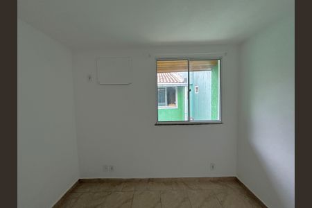 Casa para alugar com 2 quartos, 65m² em Bento Ribeiro, Rio de Janeiro