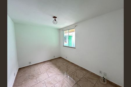 Casa para alugar com 2 quartos, 65m² em Bento Ribeiro, Rio de Janeiro