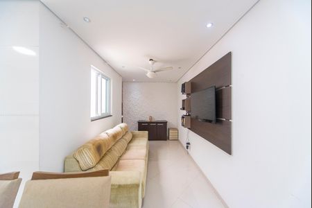 Apartamento para alugar com 45m², 2 quartos e 1 vagaSala