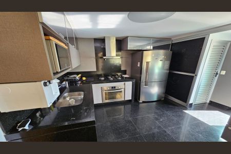 Apartamento à venda com 122m², 3 quartos e 2 vagas