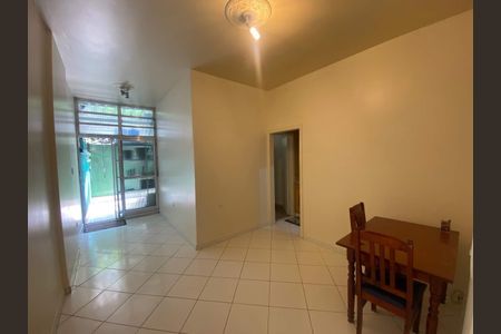 Apartamento à venda com 65m², 1 quarto e sem vaga