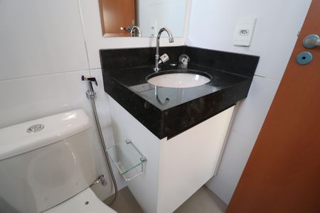 Apartamento para alugar com 51m², 2 quartos e 1 vagaBanheiro do Quarto 2