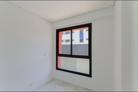 Apartamento para alugar com 70m², 2 quartos e 1 vaga Apartamento para alugar com 70m², 2 quartos e 1 vagaQuarto