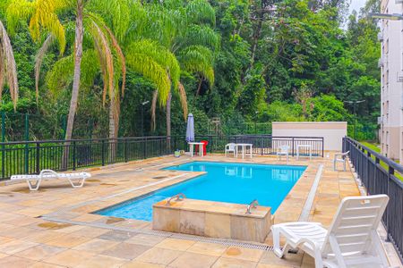 Apartamento à venda com 43m², 1 quarto e sem vagaÁrea comum - Piscina