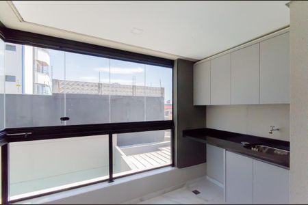 Apartamento para alugar com 63m², 2 quartos e 1 vagaÁrea de Serviço