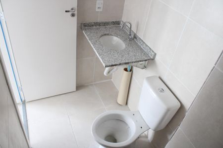 Apartamento para alugar com 39m², 2 quartos e sem vagaBanheiro