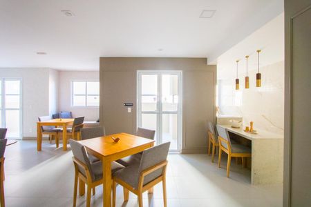 Apartamento para alugar com 48m², 2 quartos e 1 vagaÁrea comum - Salão de festas