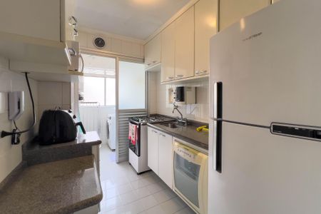 Apartamento à venda com 58m², 2 quartos e 1 vaga Apartamento à venda com 58m², 2 quartos e 1 vagaCozinha e área de serviço