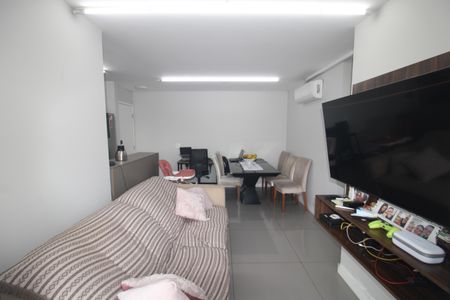 Apartamento à venda com 66m², 3 quartos e 2 vagasSala / Cozinha / Área de Serviço