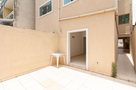 Casa à venda com 200m², 3 quartos e 4 vagas Casa à venda com 200m², 3 quartos e 4 vagasÁrea de Serviço