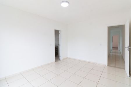 Casa à venda com 200m², 3 quartos e 4 vagas Casa à venda com 200m², 3 quartos e 4 vagasSuíte