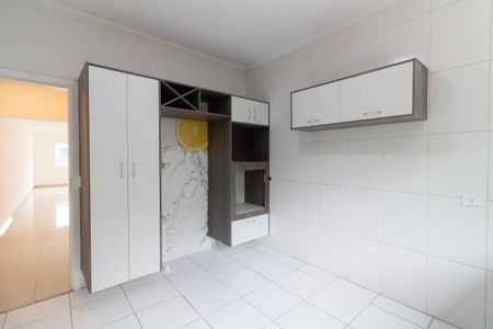 Casa à venda com 200m², 3 quartos e 4 vagas Casa à venda com 200m², 3 quartos e 4 vagasCozinha