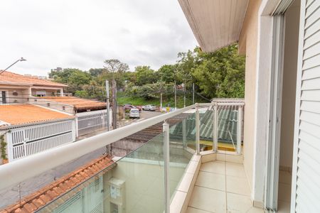 Casa à venda com 200m², 3 quartos e 4 vagas Casa à venda com 200m², 3 quartos e 4 vagasVaranda da Suíte