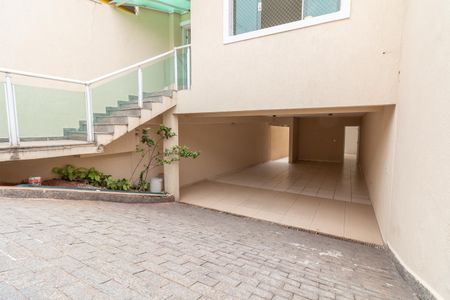 Casa à venda com 200m², 3 quartos e 4 vagas Casa à venda com 200m², 3 quartos e 4 vagasGaragem