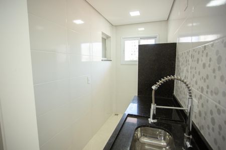 Apartamento para alugar com 40m², 2 quartos e sem vaga Apartamento para alugar com 40m², 2 quartos e sem vagaCOZINHA E ÁREA DE SERVIÇO