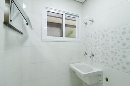 Apartamento à venda com 40m², 2 quartos e sem vagaCozinha e Área de Serviço